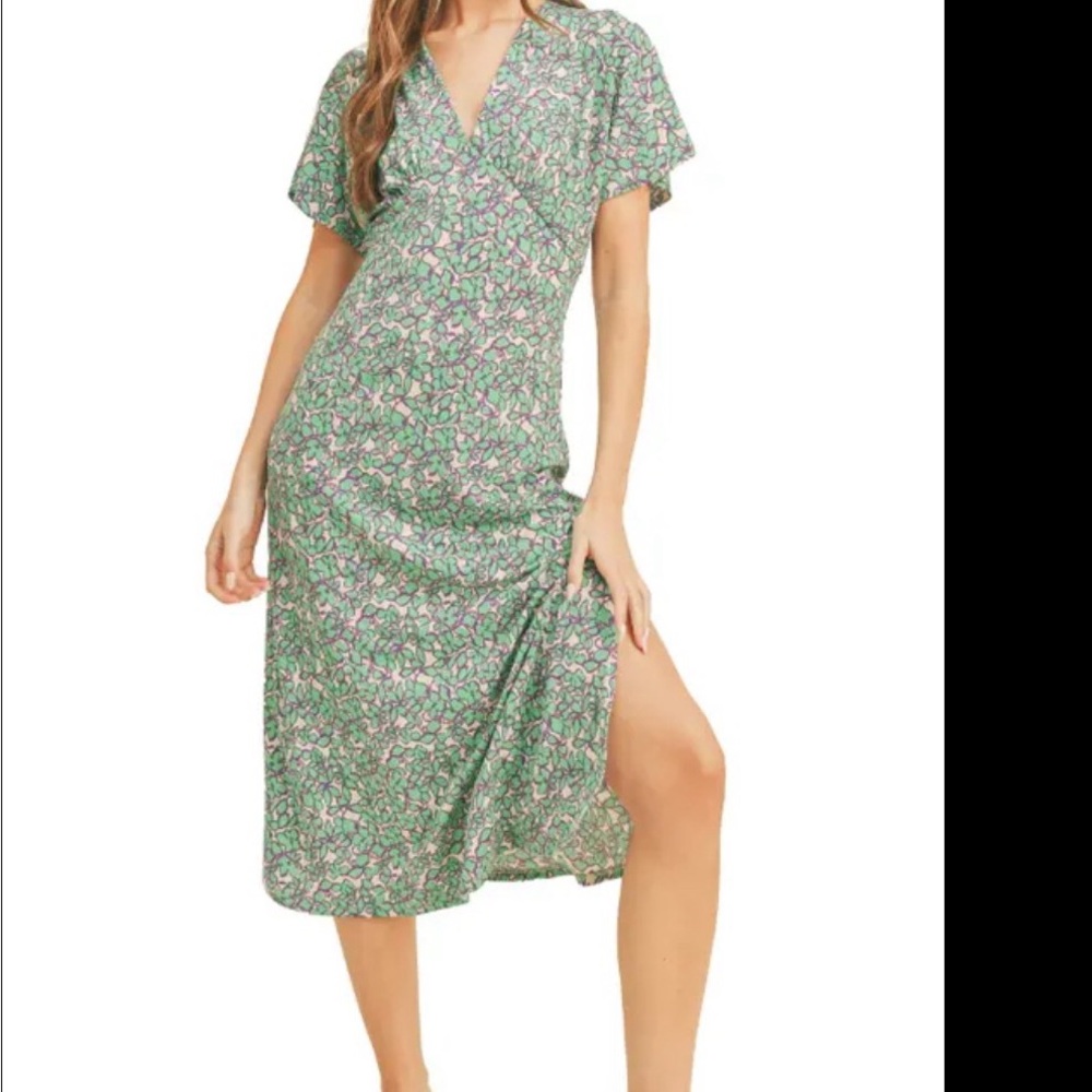 Lush Green and White Wrap Midi Dress with Flutter Sleeves